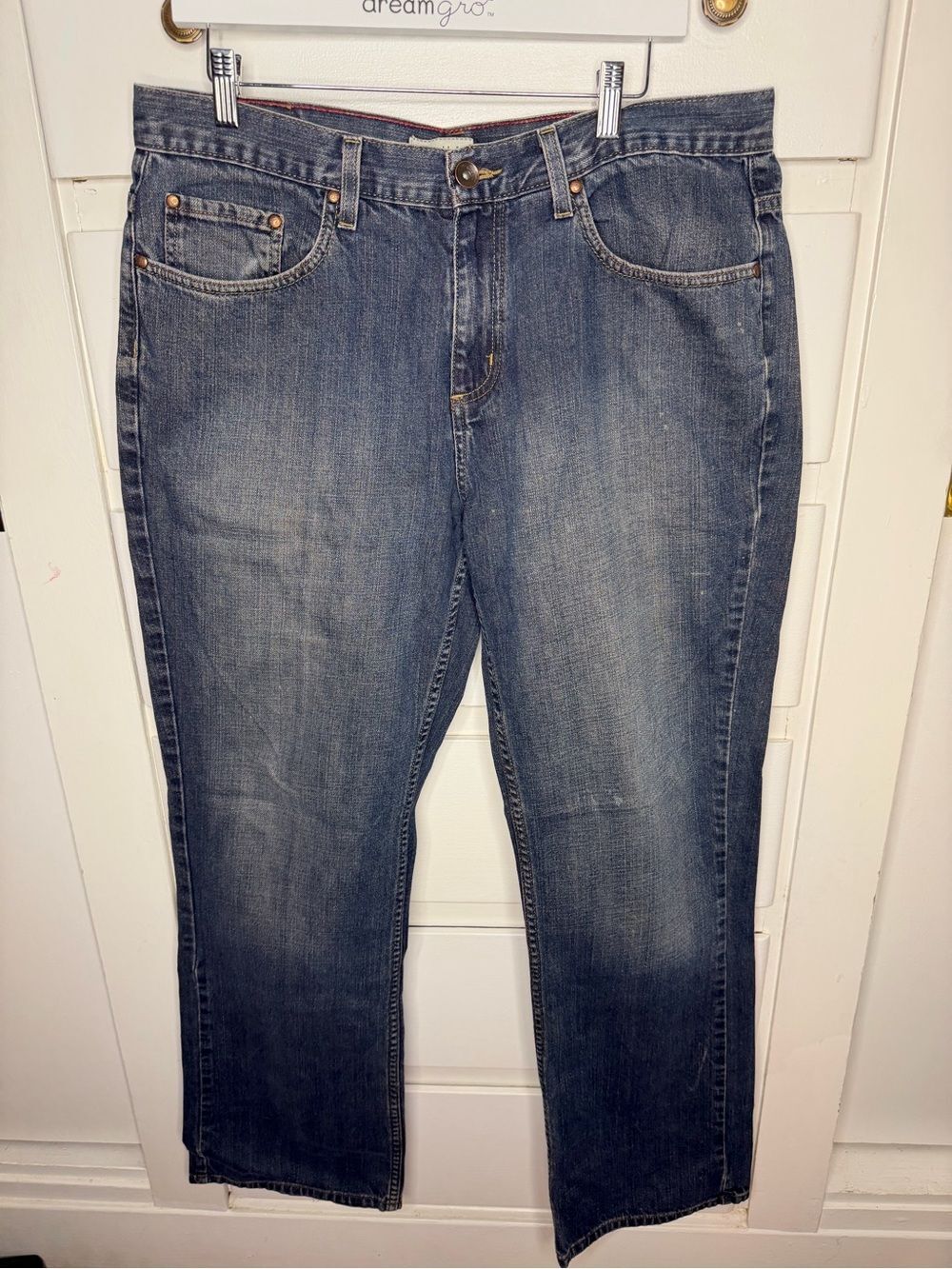anchor blue Men's Straight-Leg Denim Jeans - Washed Blue